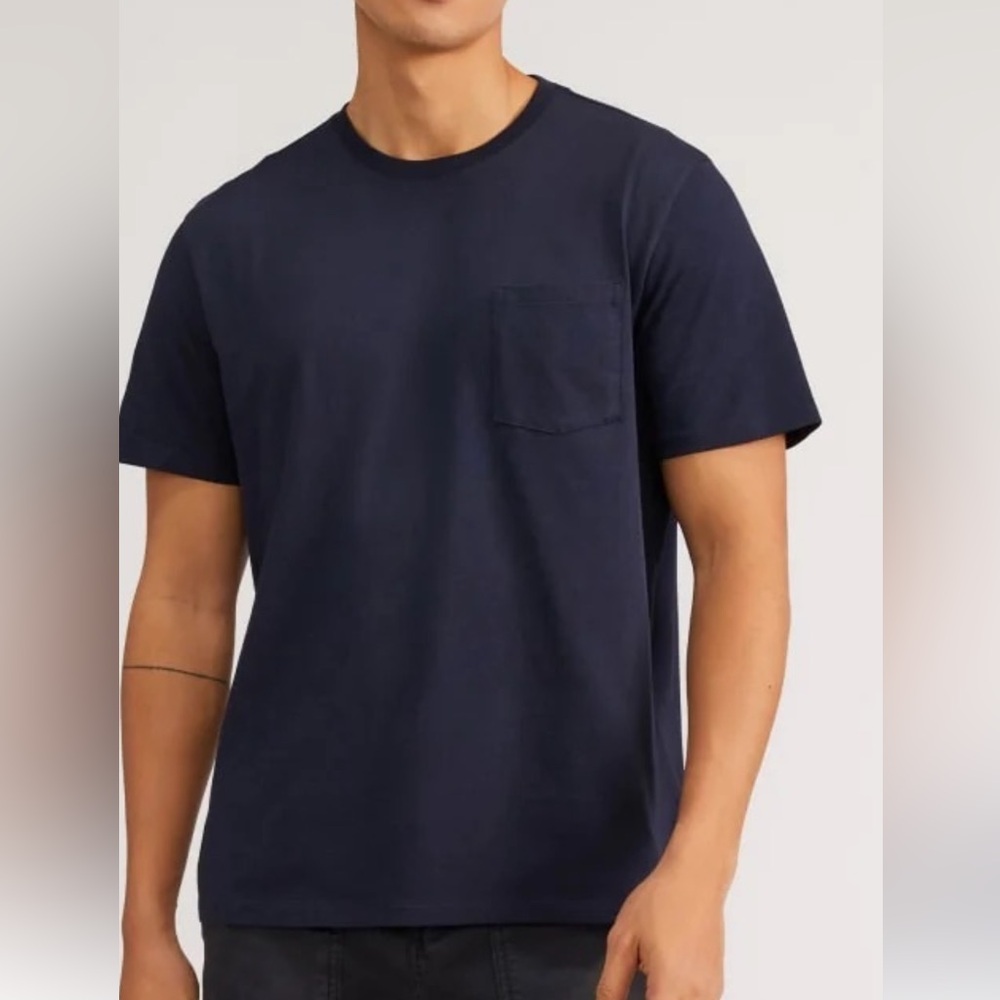 Everlane Men's Dark Blue Short Sleeve Tee pocket L